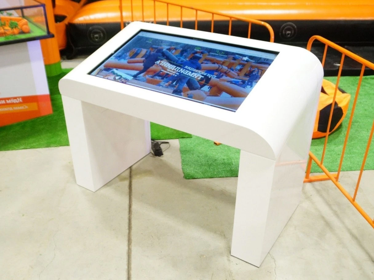 Интерактивный стол на тимбилдинг мероприятие